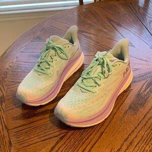 Hoka Women’s shoes